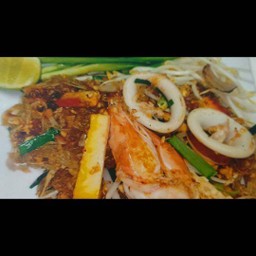 วุ้นเส้นผัดไทยกุ้ง