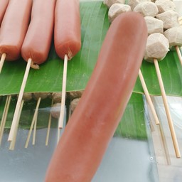 ลูกชิ้นซิ่งน้ำจิ้มเด็ด