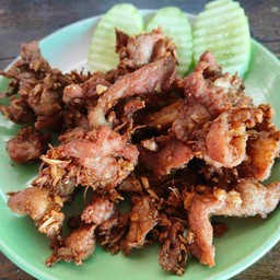 หมูนุ่มทอดกระเทียม