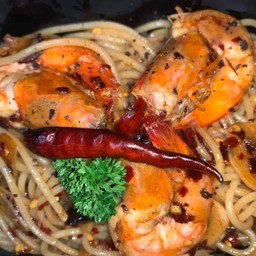 Dried chili and Shrimp Spaghetti สปาเก็ตตี้พริกแห้งกุ้ง