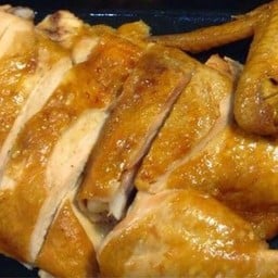 ไก่ต้มน้ำปลา เคคิว