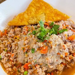 เฮียน้องก๋วยเตี๋ยวต้มยำ