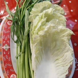 ผักบุ้ง ผักกาดขาว