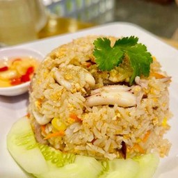 ข้าวผัดทะเลจานเล็ก