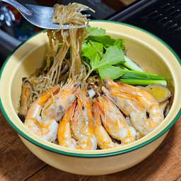 กุ้งอบวุ้นเส้น