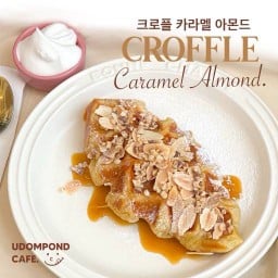 ครอฟเฟิล คาราเมล อัลมอนด์