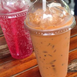 ก๋วยเตี๋ยวเรือพระนครเชียงใหม่ จริงใจมาเก็ต