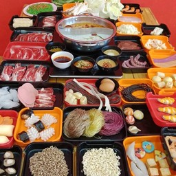 Set D เกาเหลาหม่าล่า อิ่มเกินคุ้ม