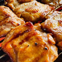 สะโพกไก่ย่าง 1 ชิ้น (ร้านขออนุญาตสับไปให้นะคะ)