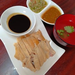 ไก่ต้มสับ  ฮ่องกง พร้อมน้ำซอส รสเด็ด สามสไตล์