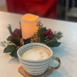 ลาเต้ (ร้อน/เย็น/ปั่น)