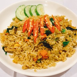 ข้าวผัดเขียวหวานไก่เจ