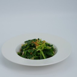 คะน้าผัดน้ำมันหอย