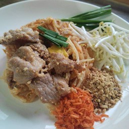 ฝากท้อง by บ้านสวนฟาร์มสุข