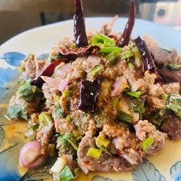 น้ำตกเนื้อ