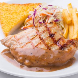 สเต็กไก่ซอสพริกไทยดำ