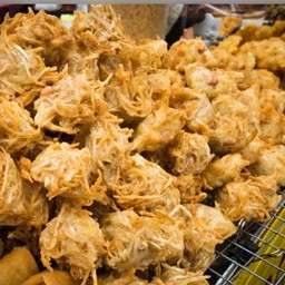 เผือกทอด