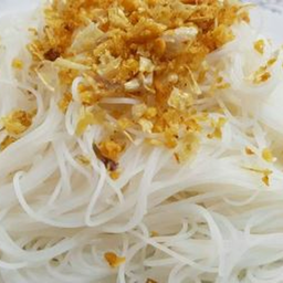 เส้นหมี่ลวก
