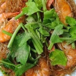กุ้งอบวุ้นเส้น