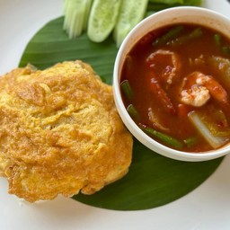 แกงส้ม ข้าวไข่เจียว