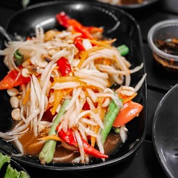 ตำไทย ( ไม่ใส่ปู )