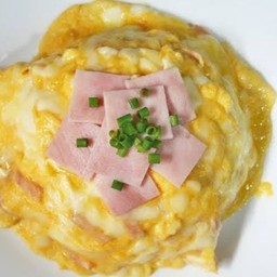 ข้าวไข่ข้นแฮมไก่