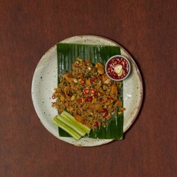 ข้าวผัดกากหมูพริกสด
