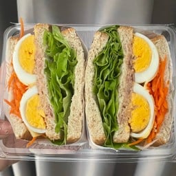 แซนวิชทูน่า ไข่ต้ม