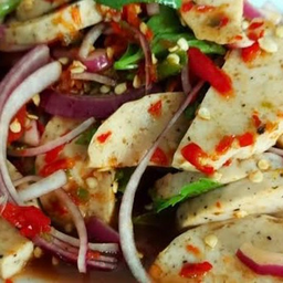 ยำหมูยออุบลสุตรน้ำปลาร้า