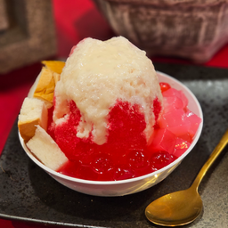 หงปิงจ้ำบ๊ะ (ปังเย็นน้ำแดง)