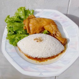 ข้าวหอมมะลิไก่ต้มซอสน้ำปลา(น้ำจิ้มซีฟู้ด)