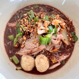ก๋วยเตี๋ยวเนื้อรวม
