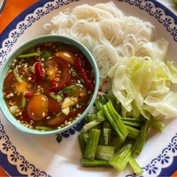 ข้าวปุ้นฮ้อนน้ำแจ่วสูตรเมืองเลย
