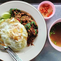 กะเพราหมู