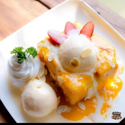 โทสต์ไข่เค็ม