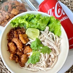 หมี่ไก่ฉีก house