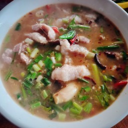 ต้มแซ่บหมู