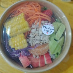ร้านแม่มีนา แซนวิชและสลัดโรล