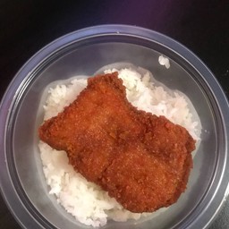 ข้าวอกไก่ทอดสไปรซี่