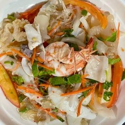 ยำวุ้นเส้นทะเล