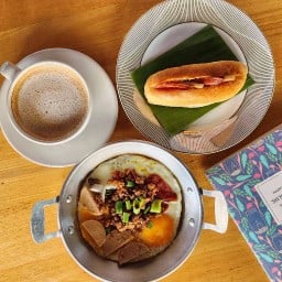 C Cat แมว Cafe