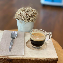 เอสเปรสโซ (ร้อน/เย็น/ปั่น)