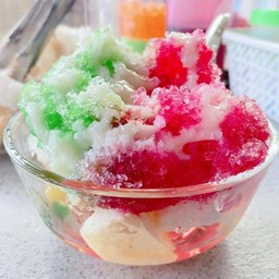 น้ำแข็งไส เกล็ดหิมะ ขนมหวาน หวานเย็น (ท็อปปิ้งฟรีค่ะ)
