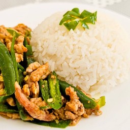 ข้าวสวย+หมูเส้นผัดพริกหนุ่ม