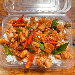 ผัดพริกแกงไก่