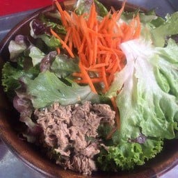 สลัดทูน่า