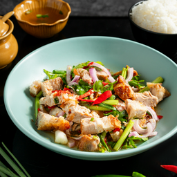 ยำหมูกรอบบ - Crispy pork salad
