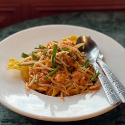 ผัดไทเกี๊ยวกรอบธรรมดา