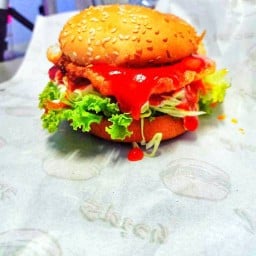 เบอร์เกอร์เนื้อ ฮาลาล