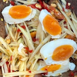 ตำไทยไข่เค็ม